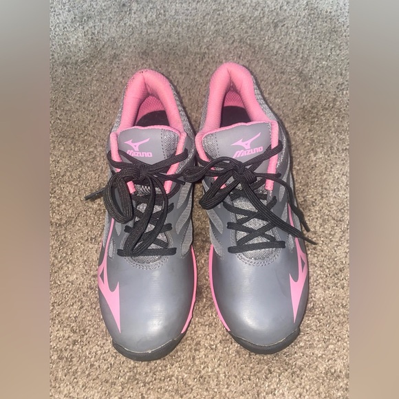 Women’s Mizuno Shoes - Picture 6 of 6